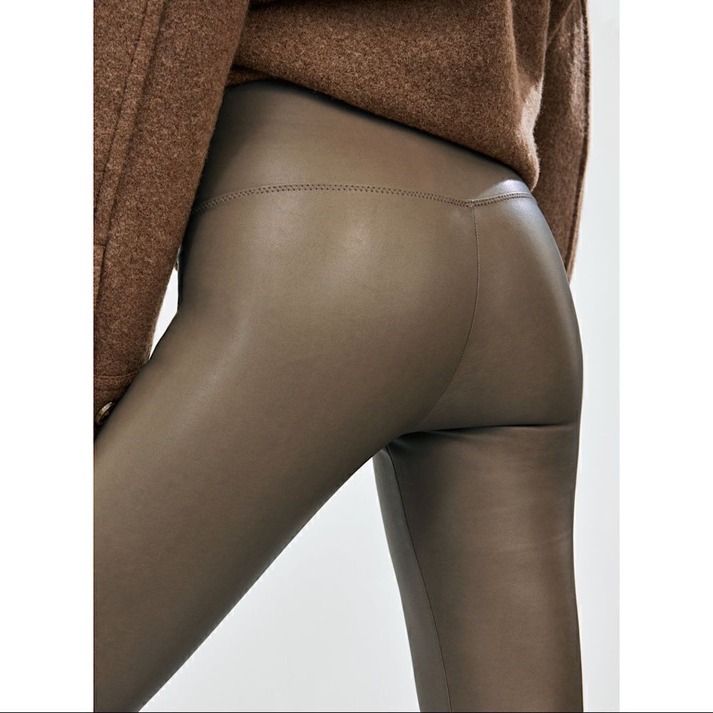 Aritzia Wilfred Free Daria High Rise Leggings - Picture 3 of 10